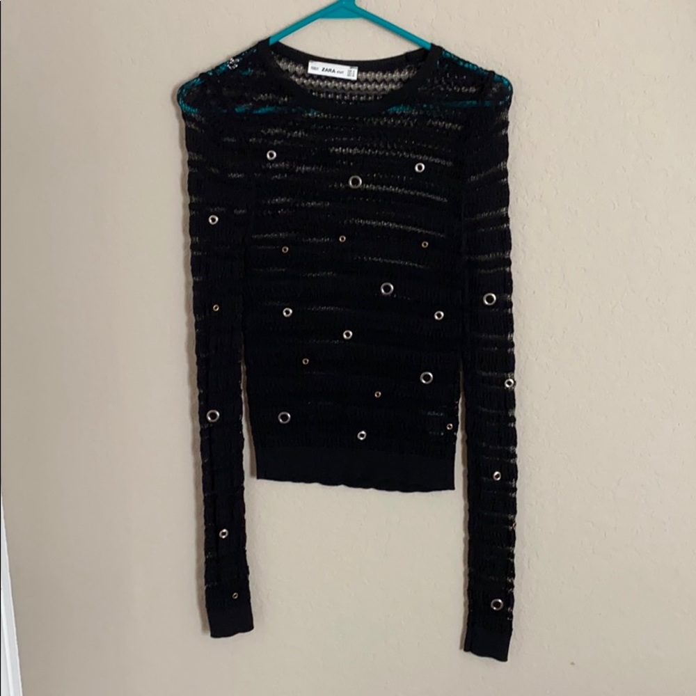 black knit top!